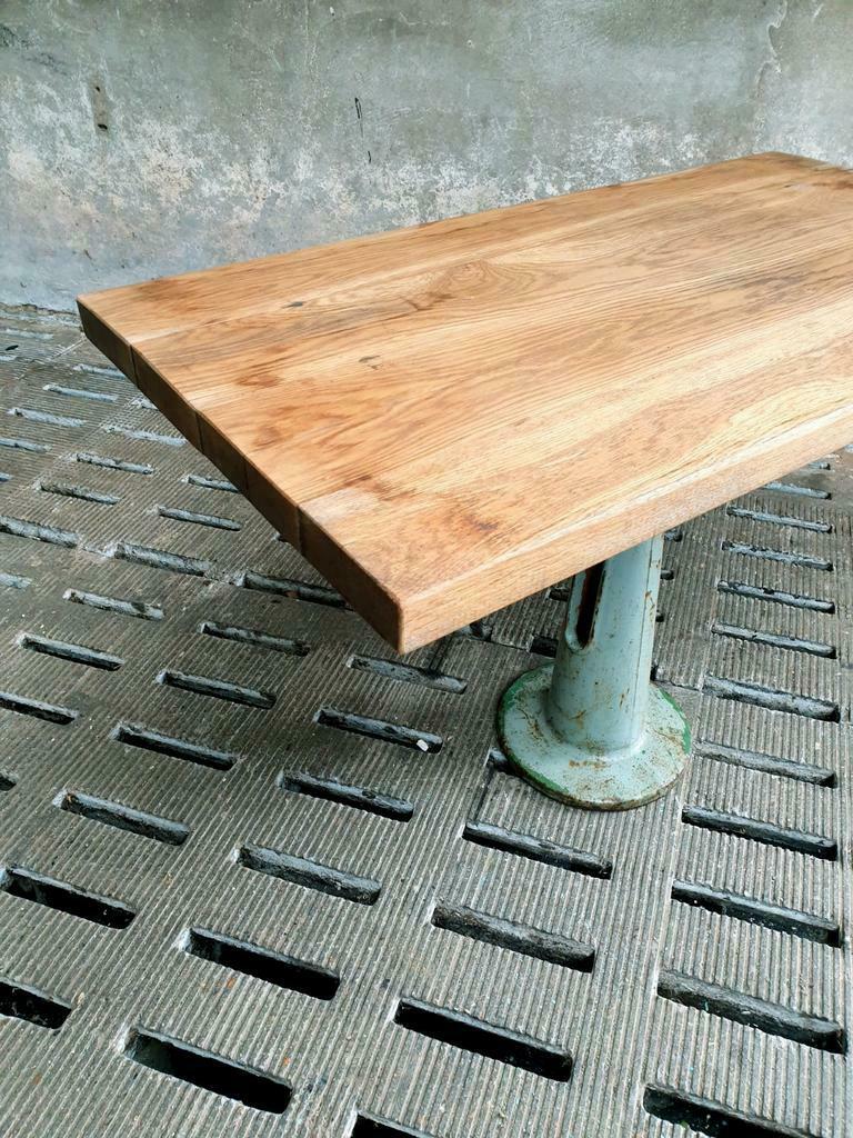 Industrial (garden) table oak on cast iron leg