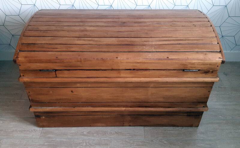 Large old trunk (steam box) in solid wood.