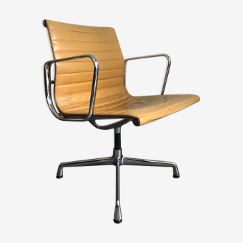 Vitra Eames EA leather swivel chair