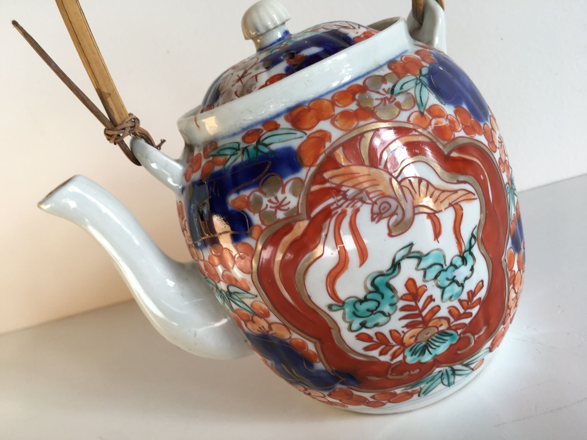 Théière japonaise porcelaine oiseaux à décor floral