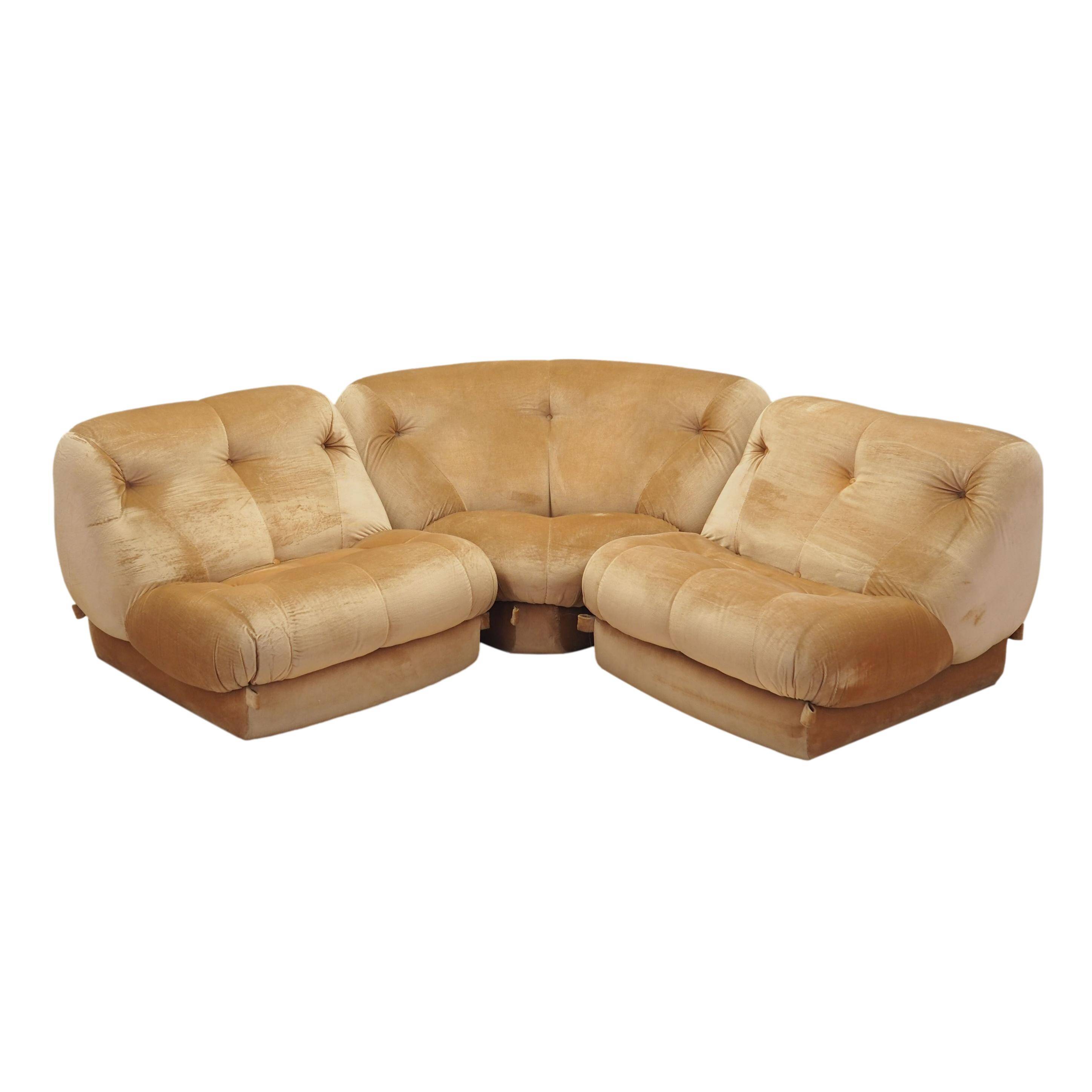 Modular sofa, Italian design, 1970s, designer: Rino Maturi, manufacturer: M