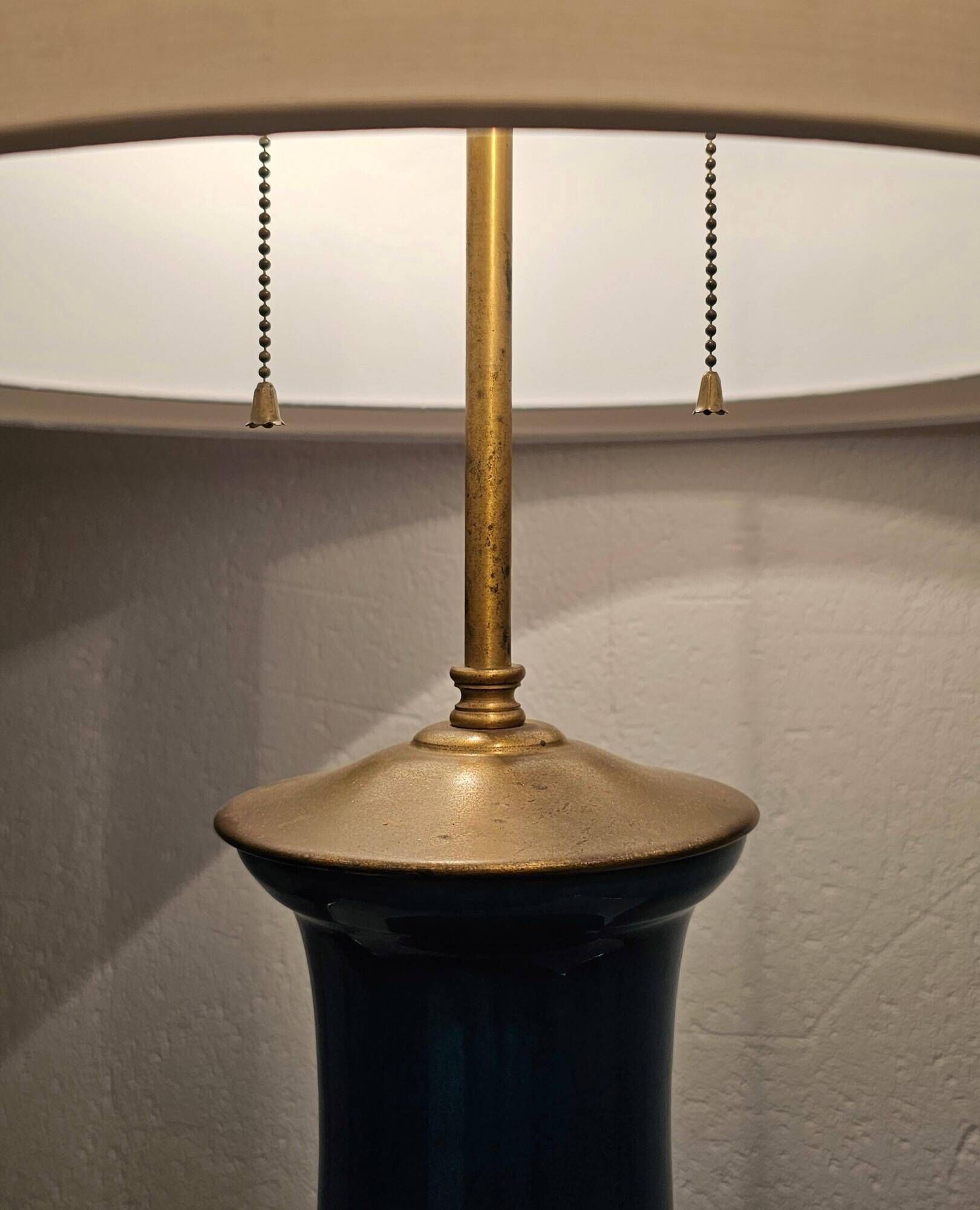 Mid-Century ceramic table lamp by Warren Kessler, 1950s.