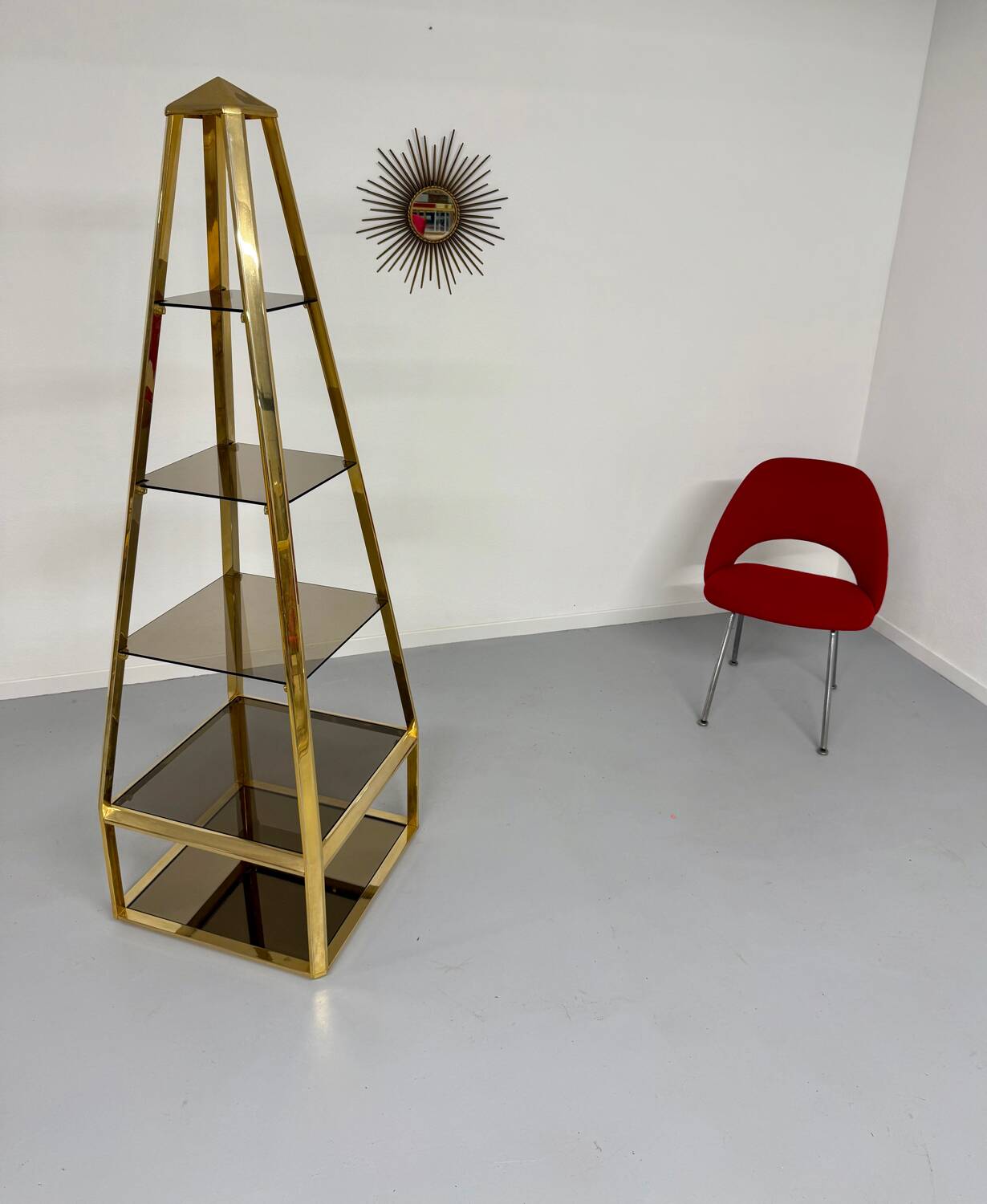 Pyramid Shelf, Hollywood Regency design, Gold Brass, Smoked Glass, 1960s