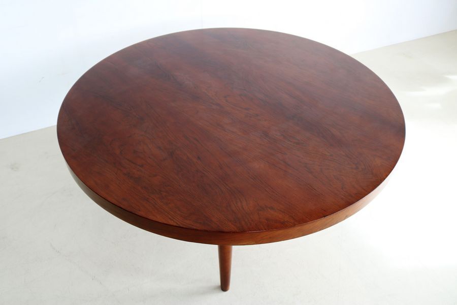 Vintage round coffee table