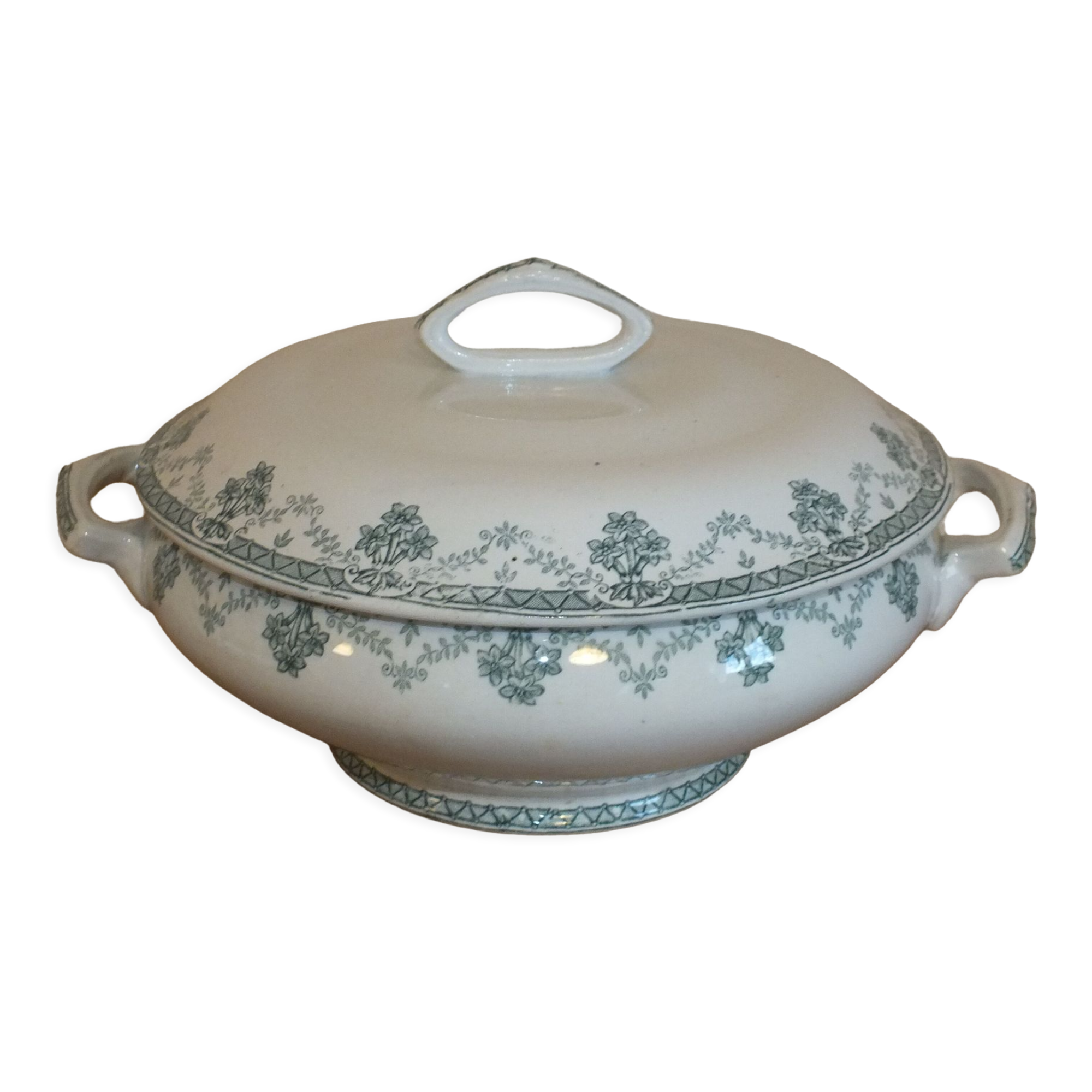 Large tureen Saint Amand model Cahors