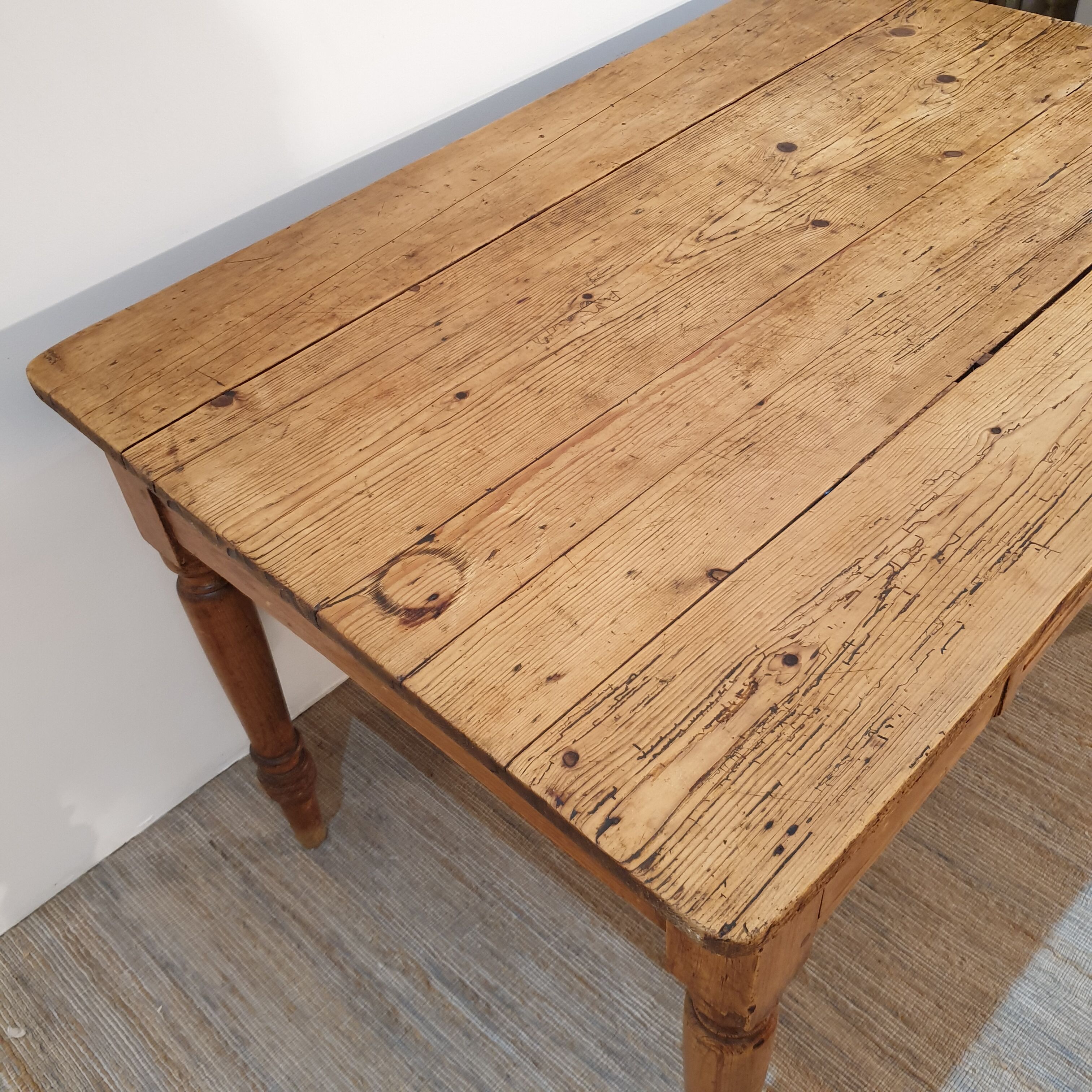 Old solid wood farmhouse table pitchpin turned legs 1 drawer