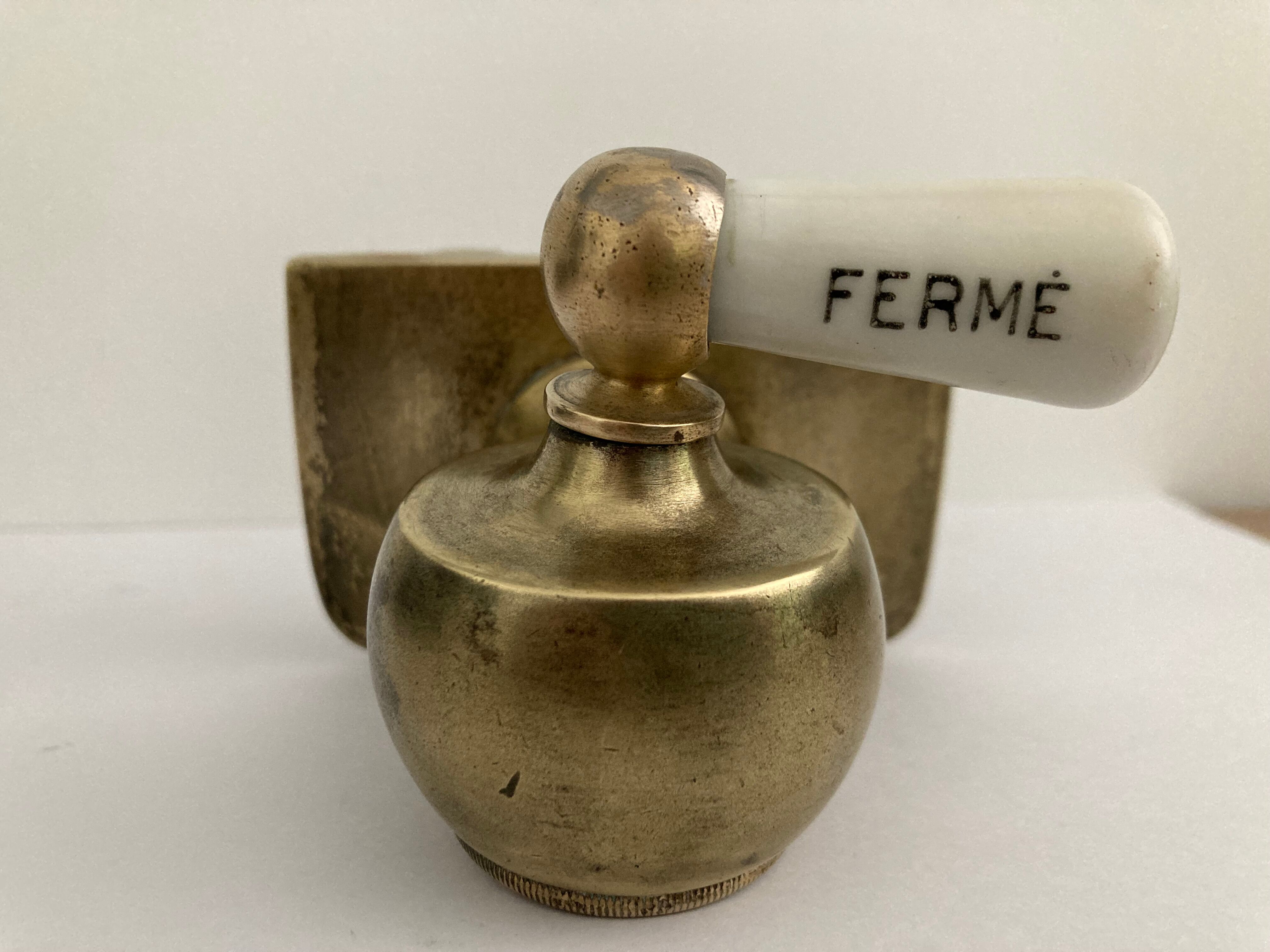 Washbasin evacuation mechanism