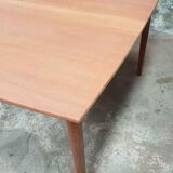 Scandinavian table extansible