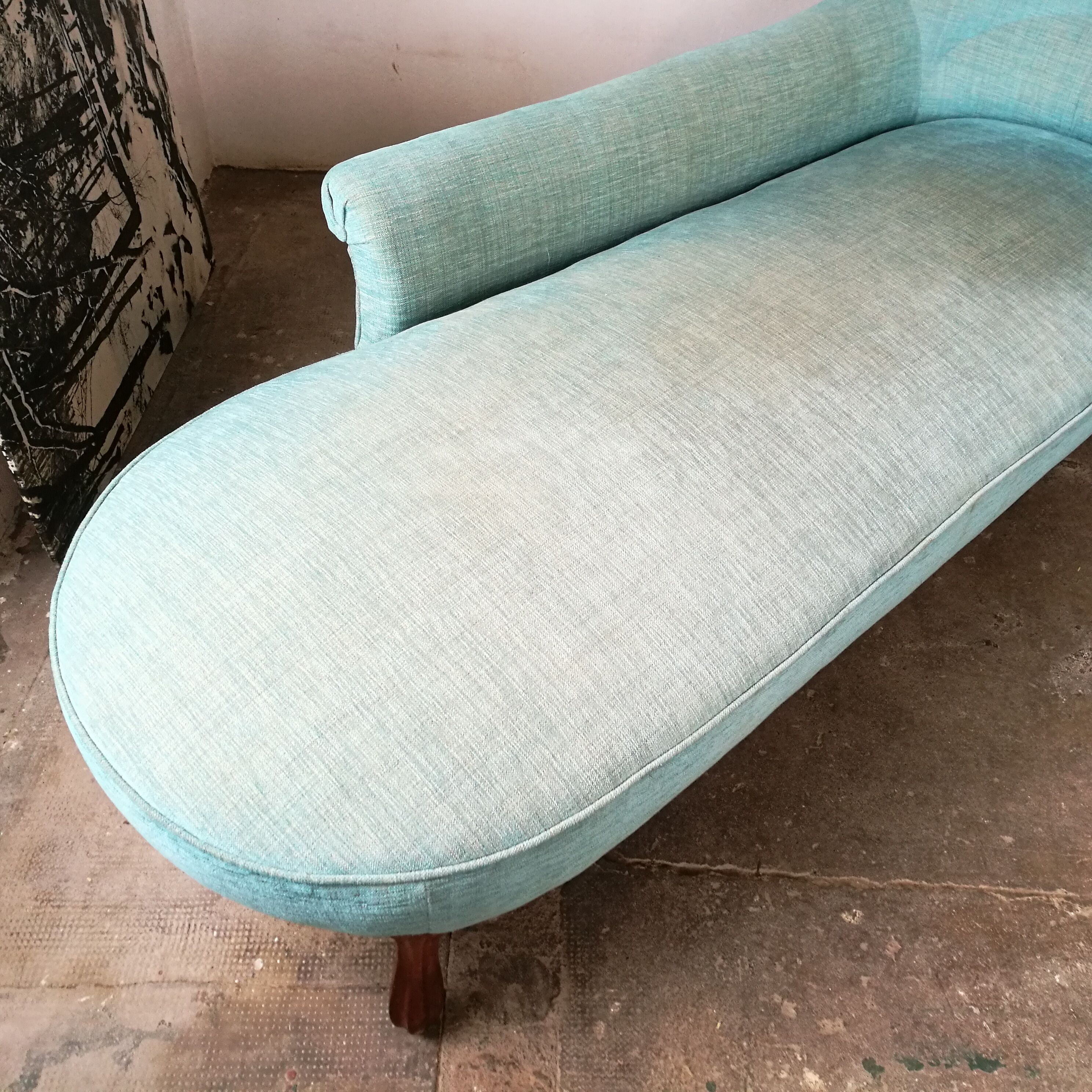 Meridian, velvet bench