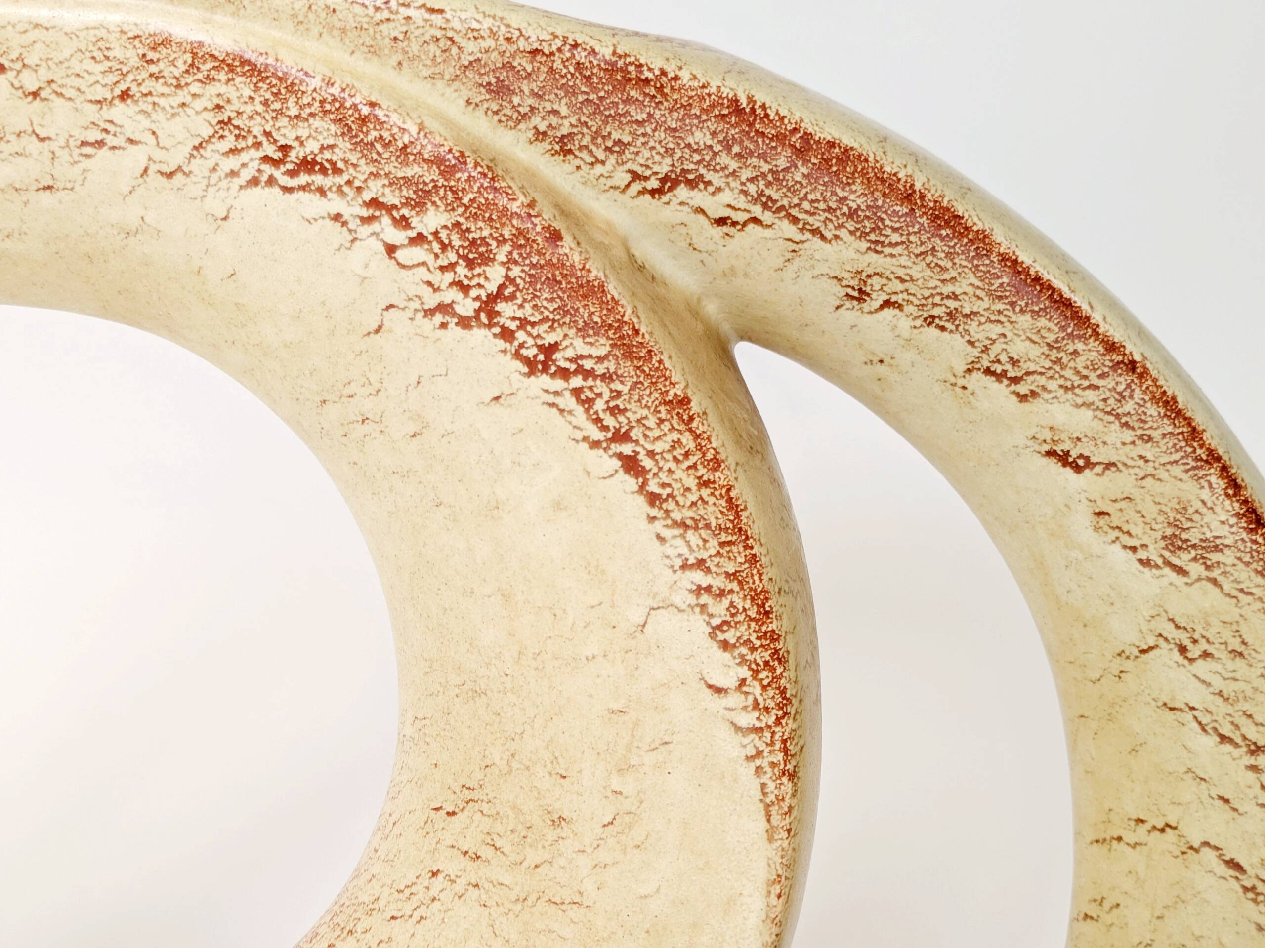 Vase sculptural Bertoncello, céramique italienne tabac, années 60