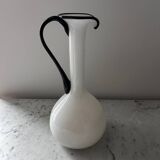 Single flower vase in white and black opaline