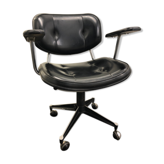 Vintage skaï black office chair and castors circa 1950