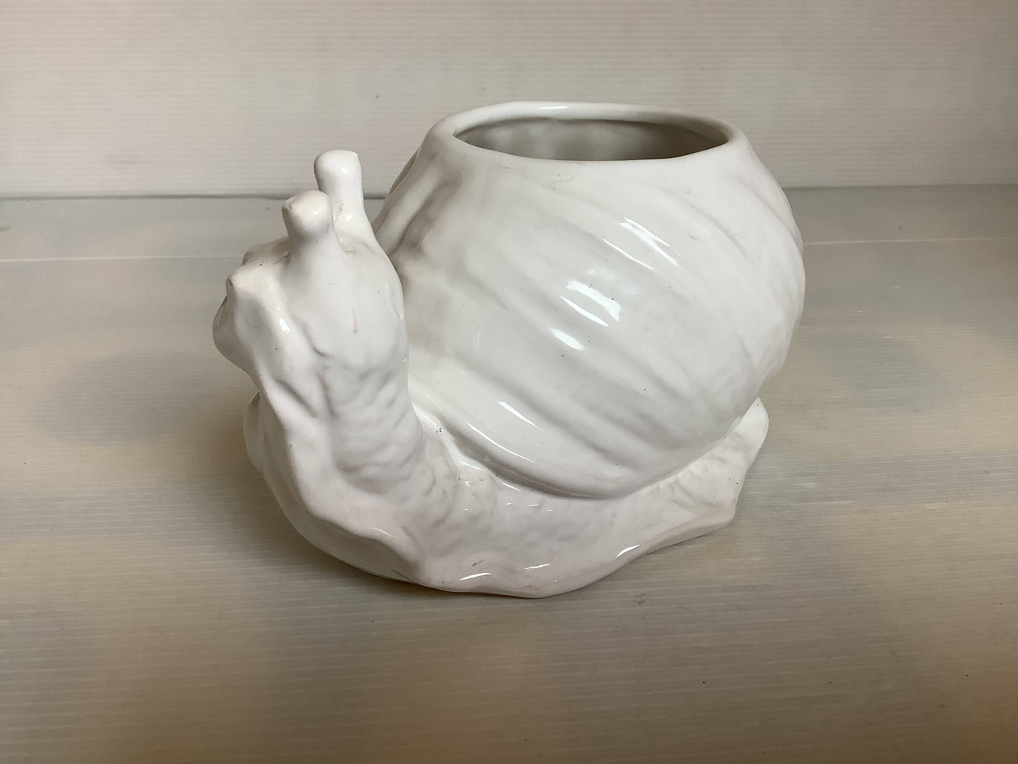 Snail-shaped pot vase Bellini Italy zoomorphic