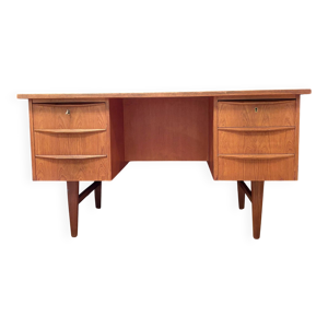 Double-sided desk, Svenstrup