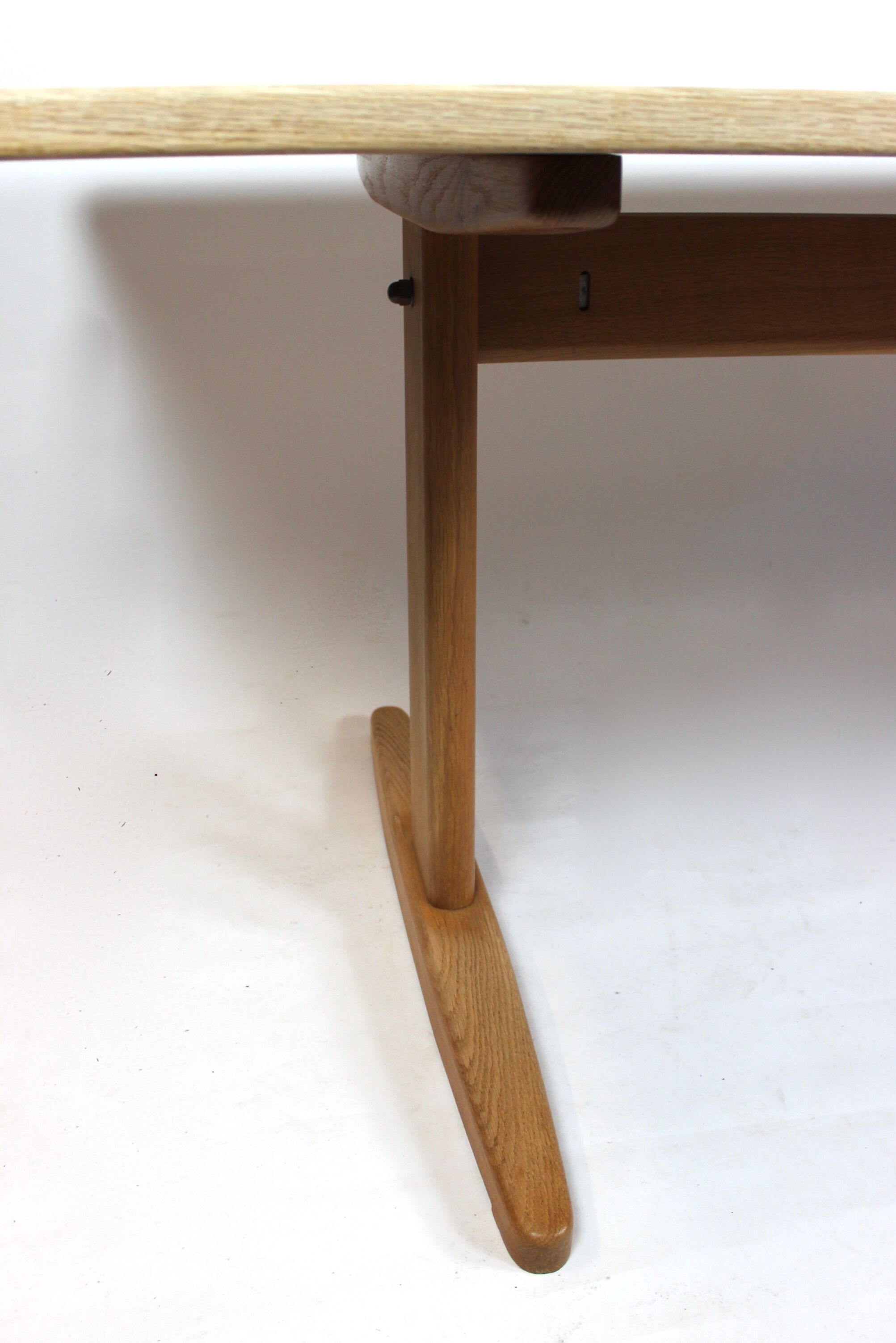 Table à manger Shaker, modèle C18 conçu par Børge Mogensen
