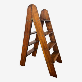 Foldable stepladder in old wood