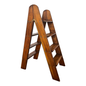 Foldable stepladder in old wood