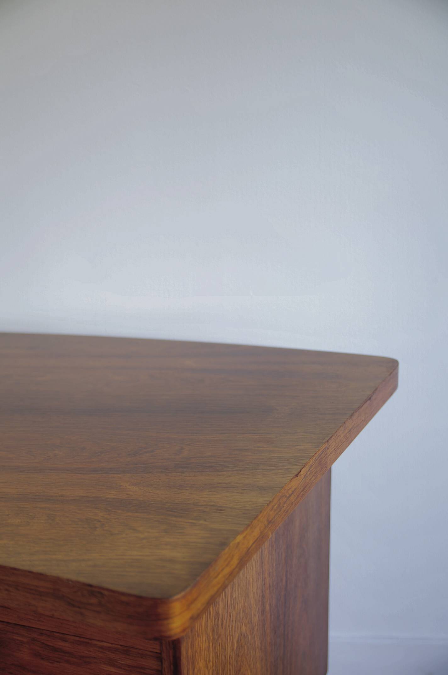 vintage boomerang desk Pastoe