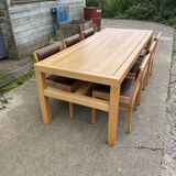 Rectangular dining room table