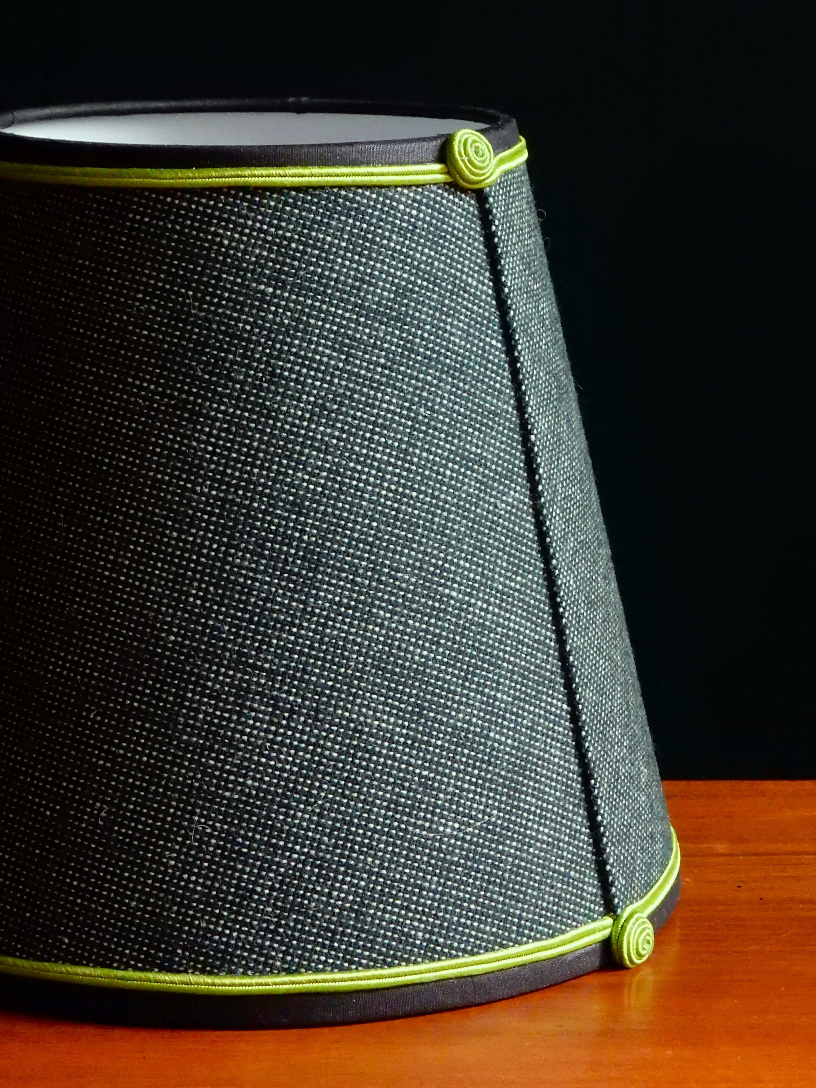 Abat-jour conique en tweed vert foncé