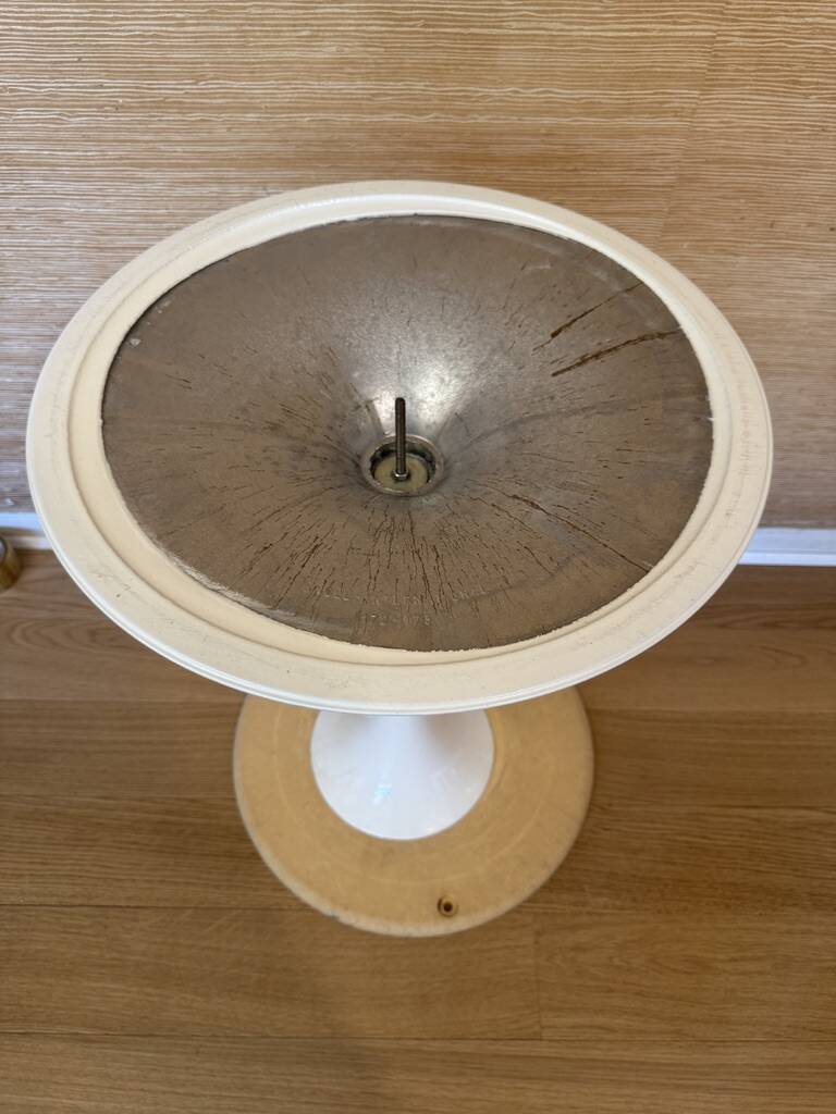 Tulip table Eero Saarinen for Knoll 1970s