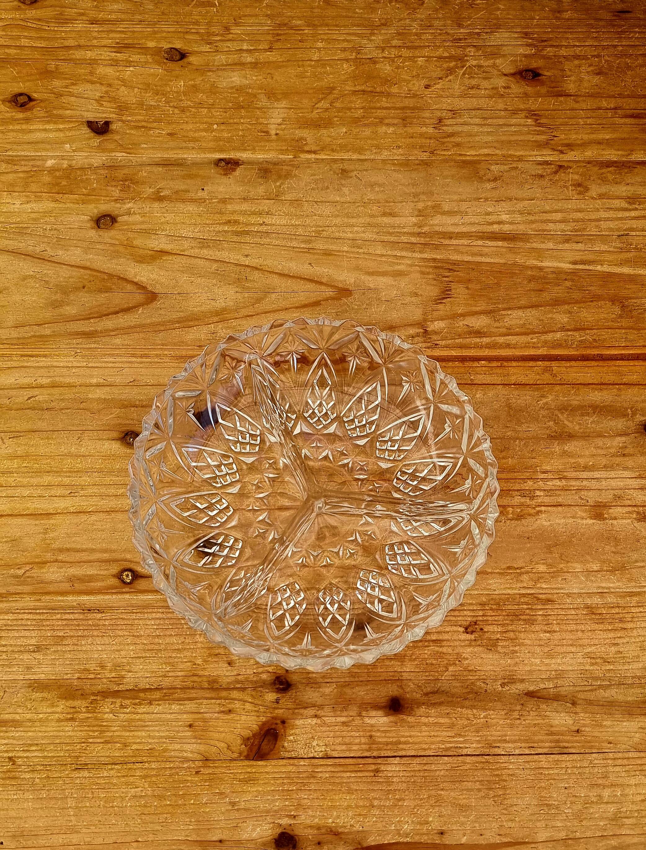 3-compartment appetizer dish