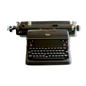 Royal typewriter