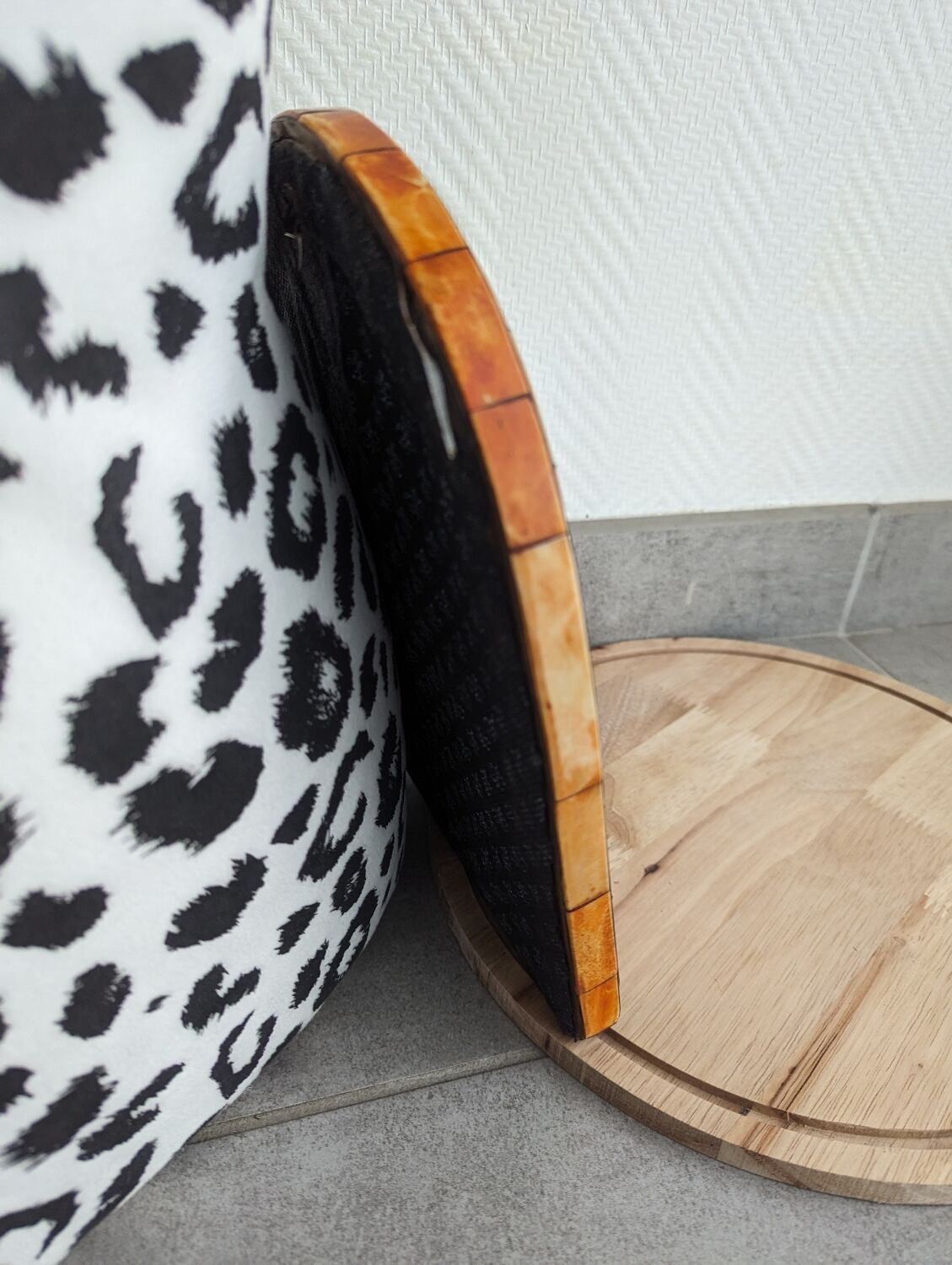 Small ceramic mirror