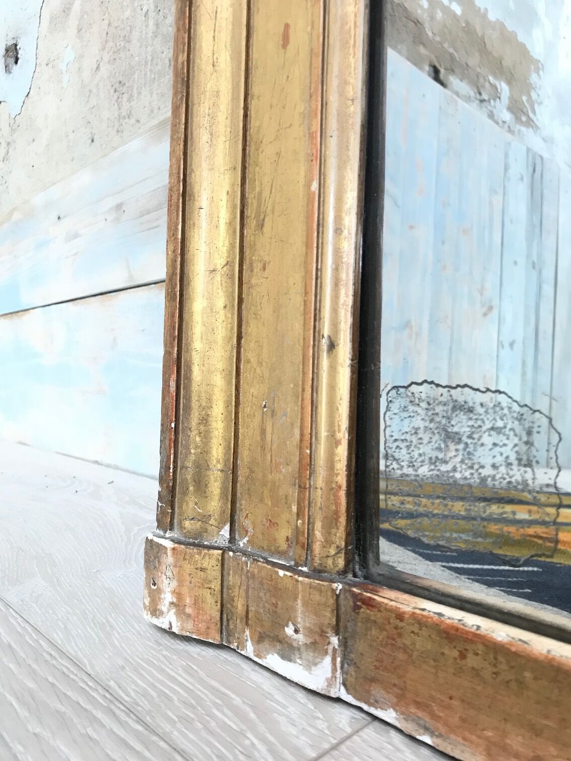 Golden rectangular mirror - 171x127cm