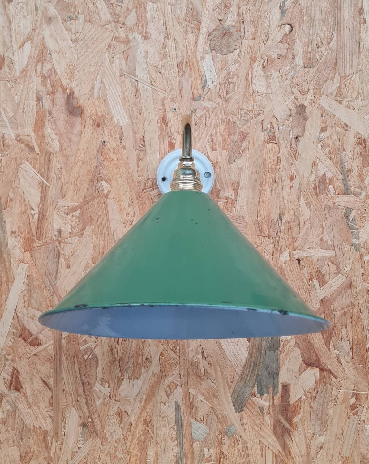 Vintage enameled sheet metal wall light
