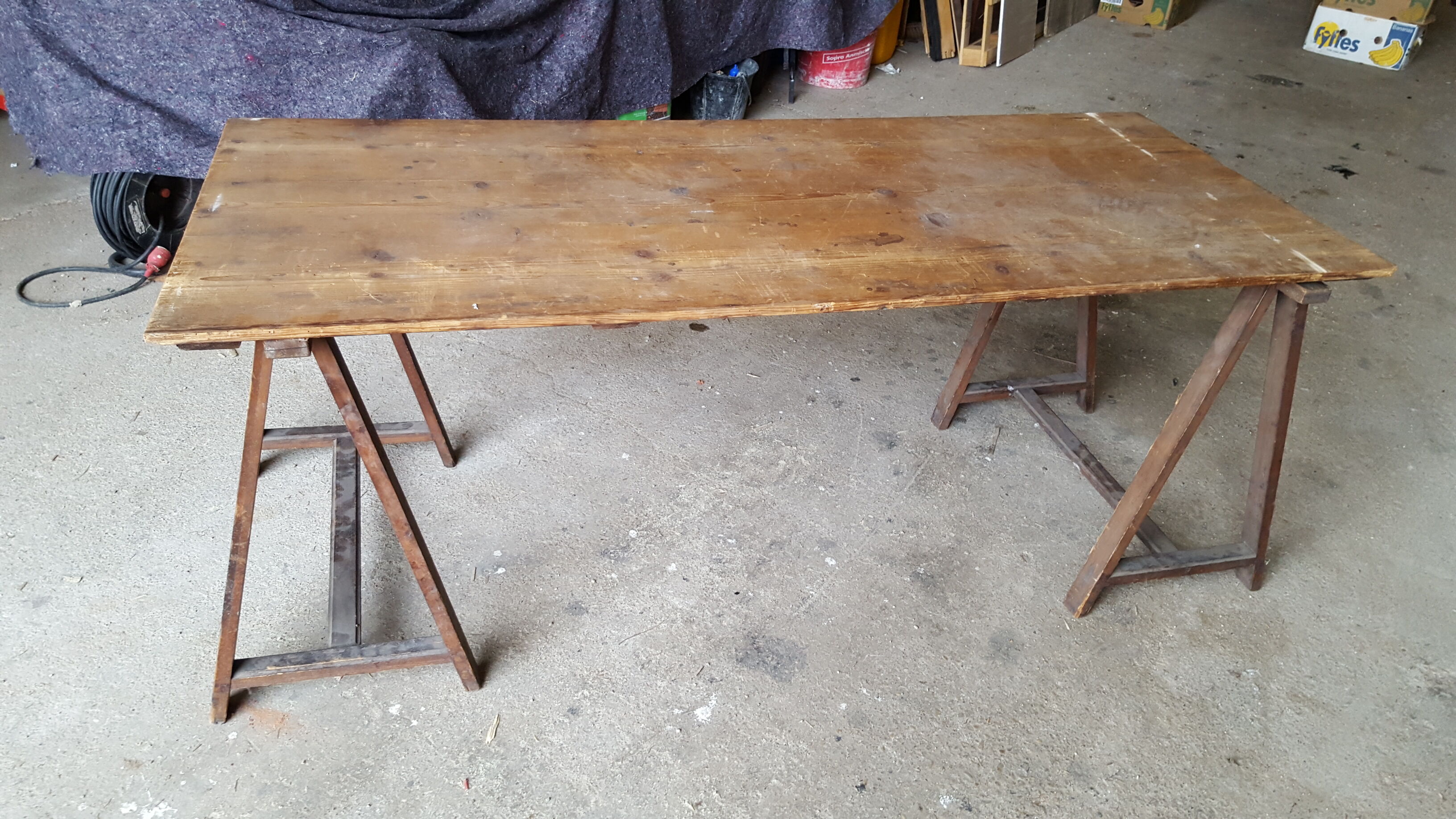 Table tray wood on trestles 188 - 79 cm