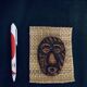 Masque cuba Tainos en terre cuite 13cm cubain ancien vintage sur tissage