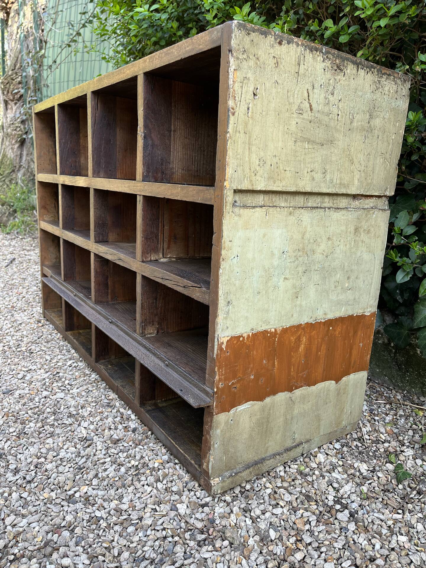 Cabinet with lockers