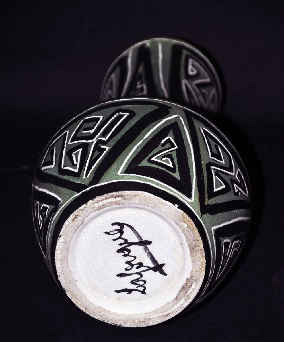 Vase en céramique signé Jean Laforgue – décor géométrique moderniste