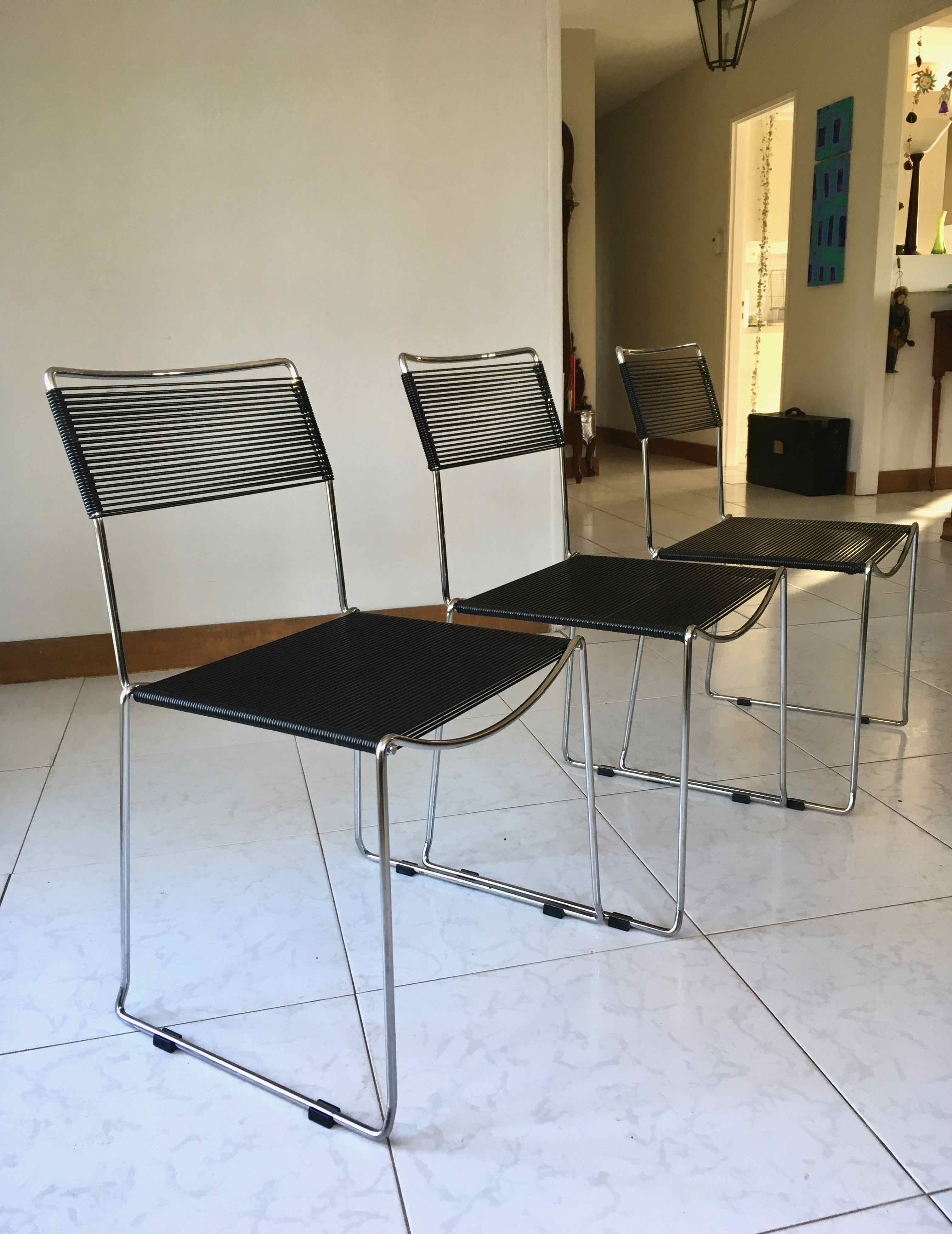 Chrome and scoubidou chairs