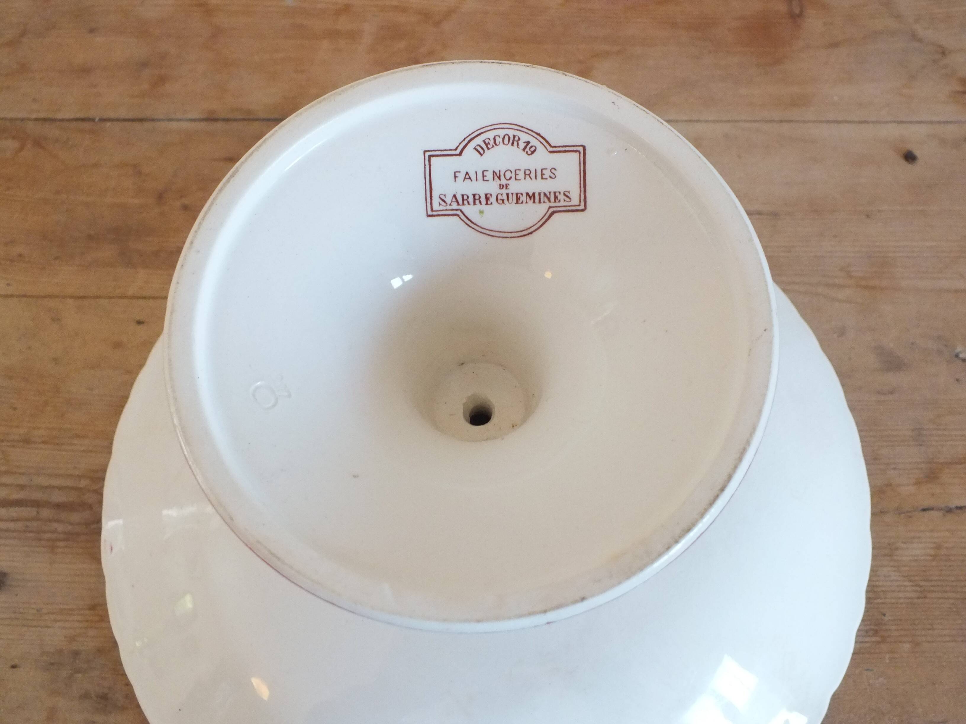 Old Sarreguemines display cup decor 19