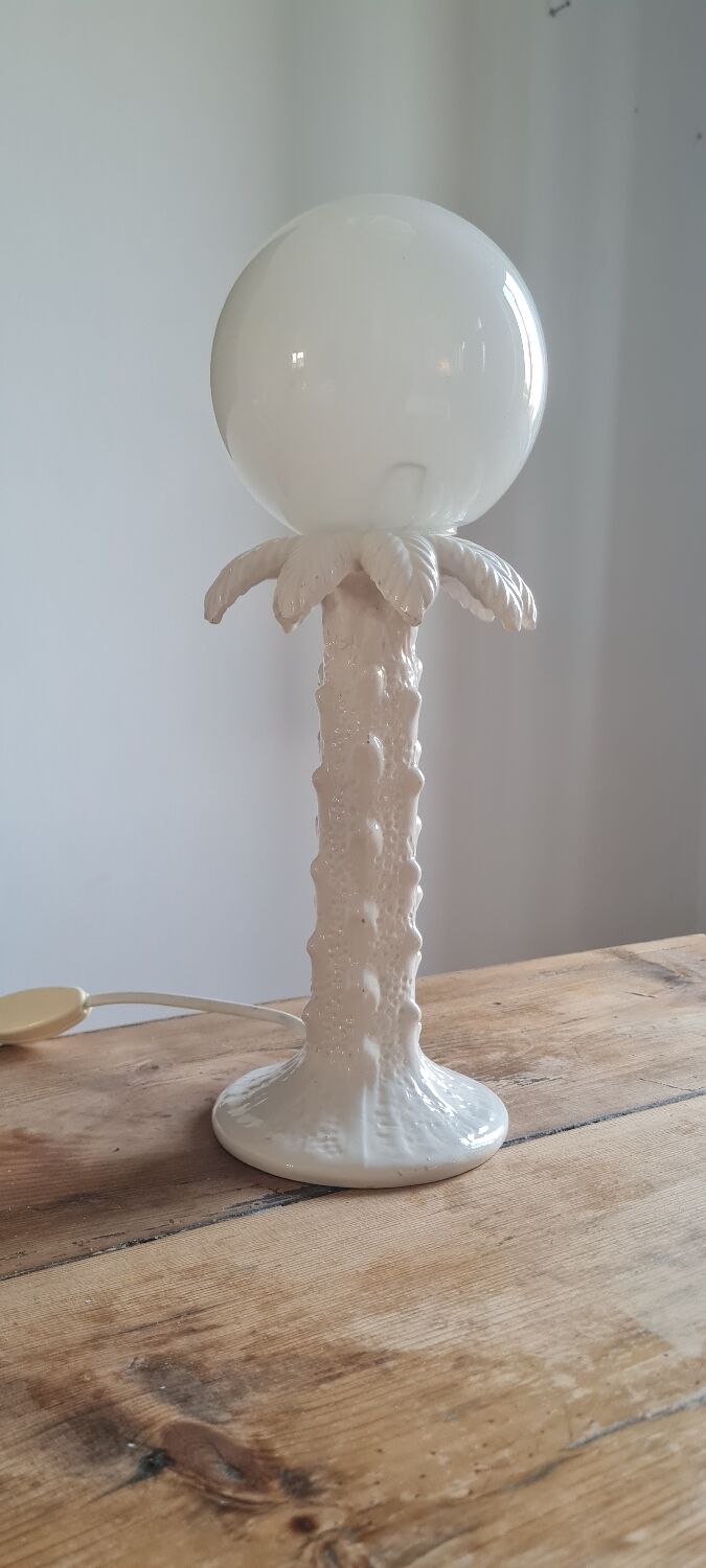 Ceramic palm lamp and white opaline globe