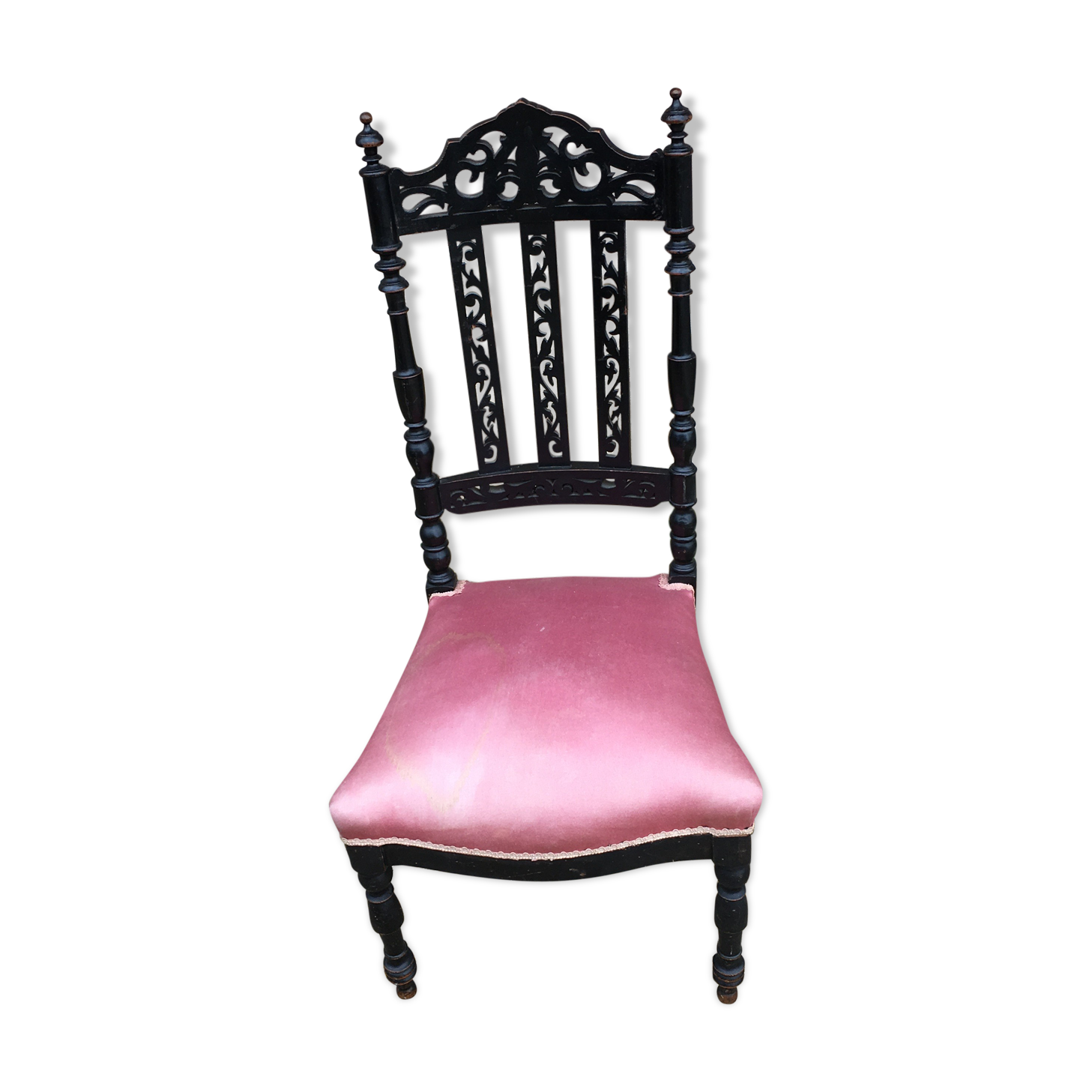 Colonial chair