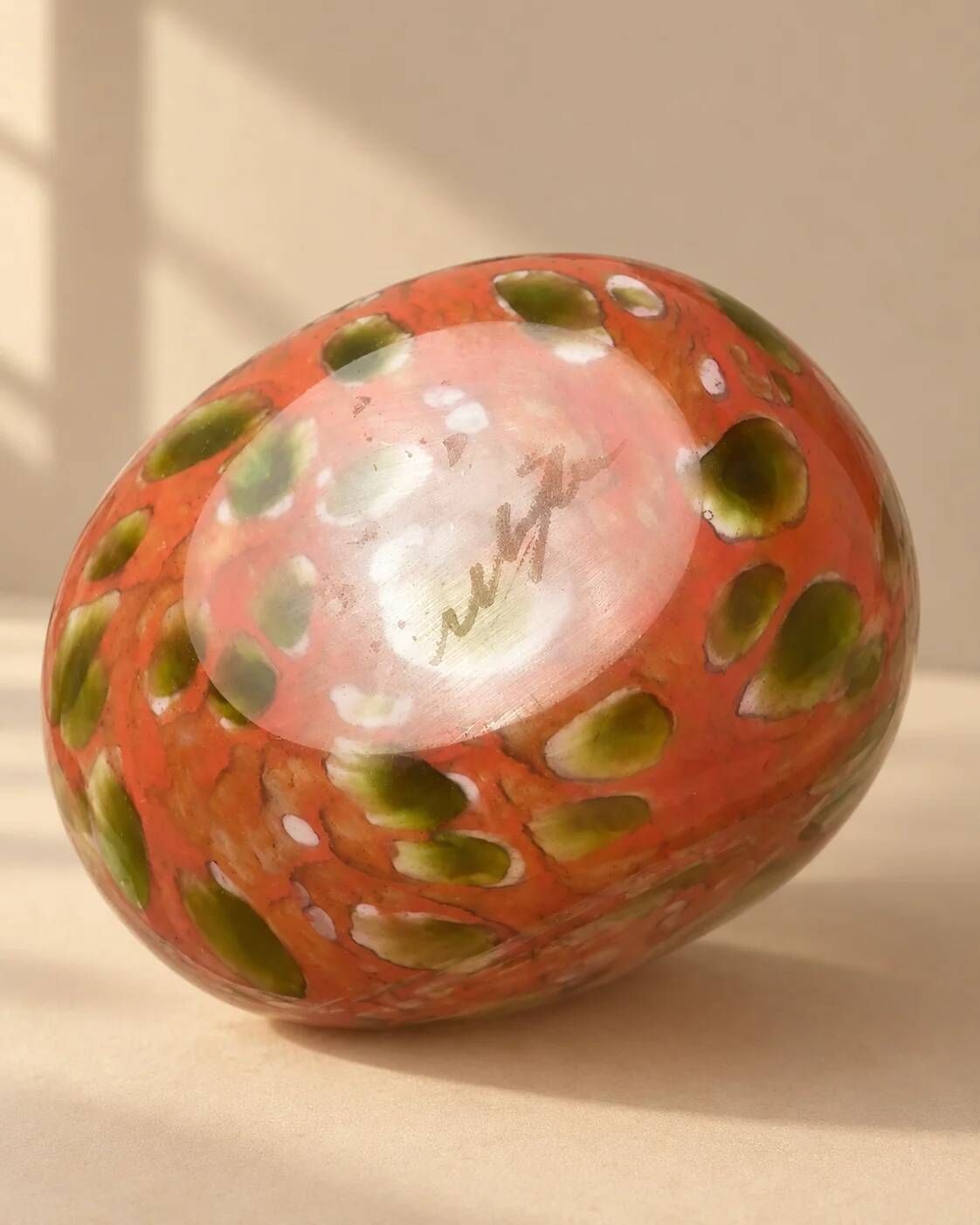 Round blown glass vase with speckled decoration — Mdina Glass, Malta, 1970s