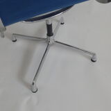 Eames EA 105 side chair