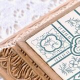 Very large ironstone trivet, 19th century, The Favorite bird