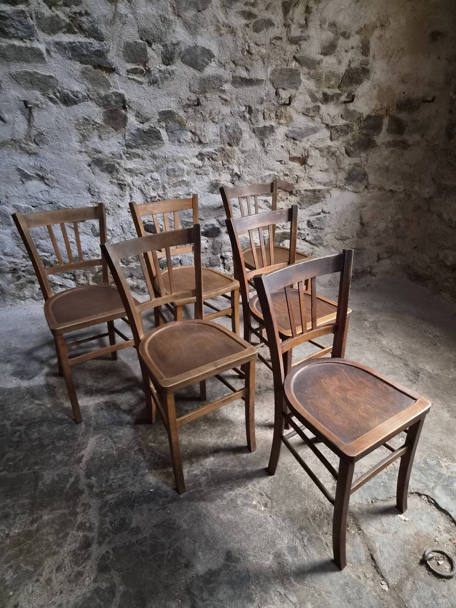 Set of 6 vintage French bistro chairs – Beech, 1950s