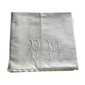 Drap brodé PM bord festonné triple
