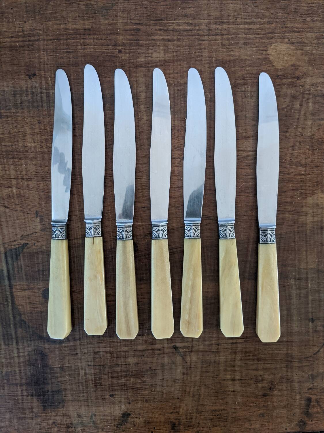 Set of 7 Apollonox knives