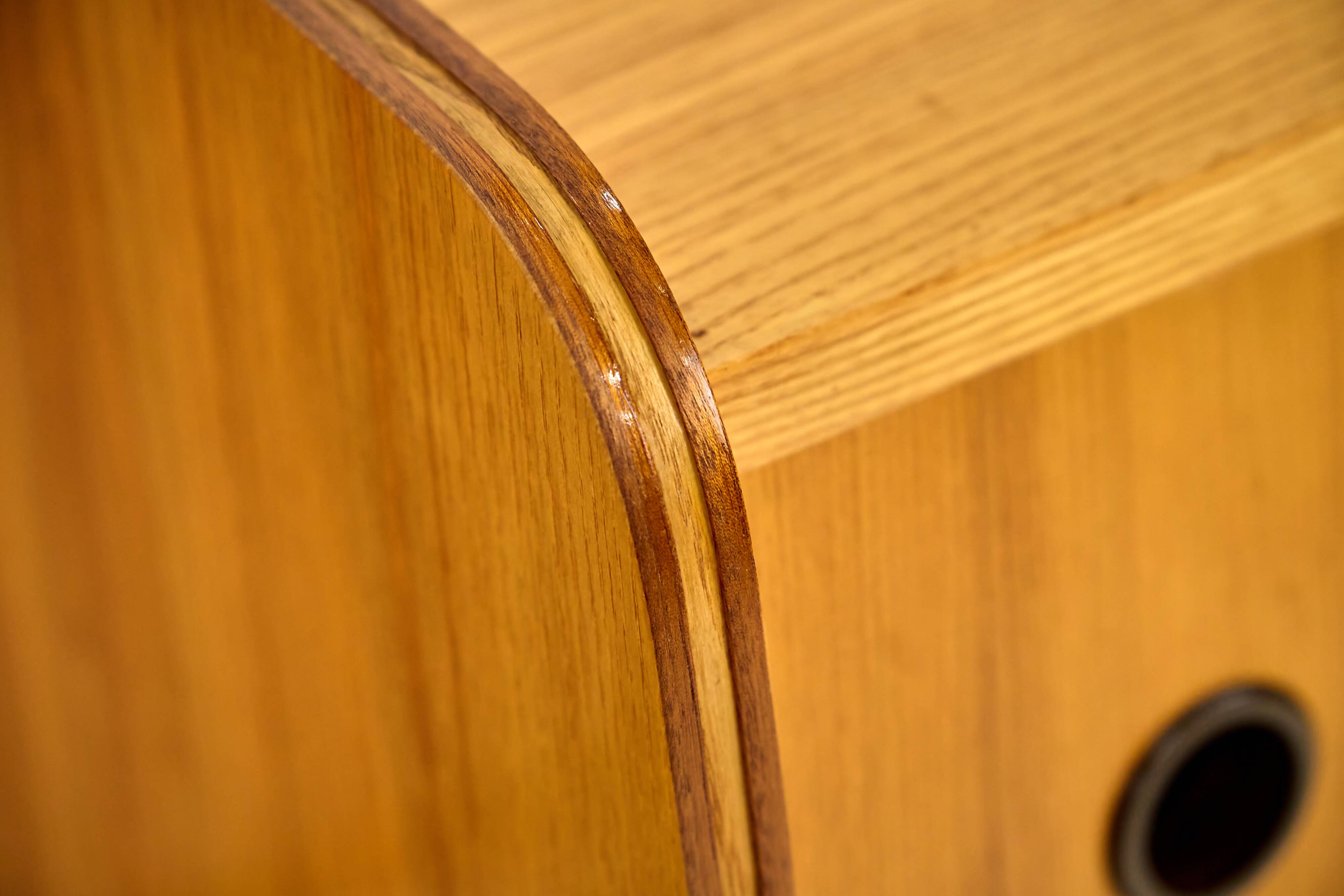 Armoire à literie du milieu du siècle, années 1960, Tchécoslovaquie