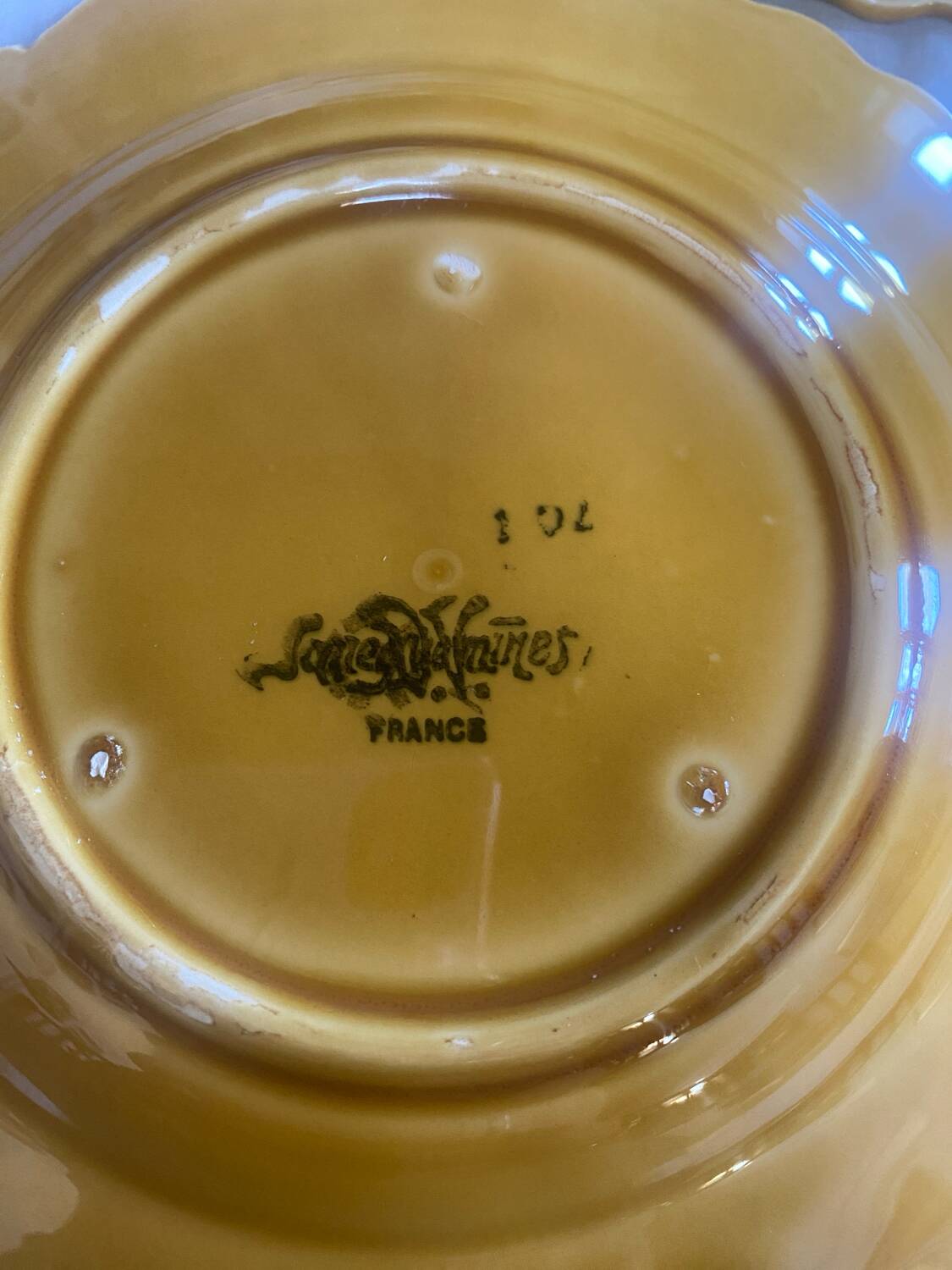 Set of 6 dessert plates in Sarreguemines majolica.