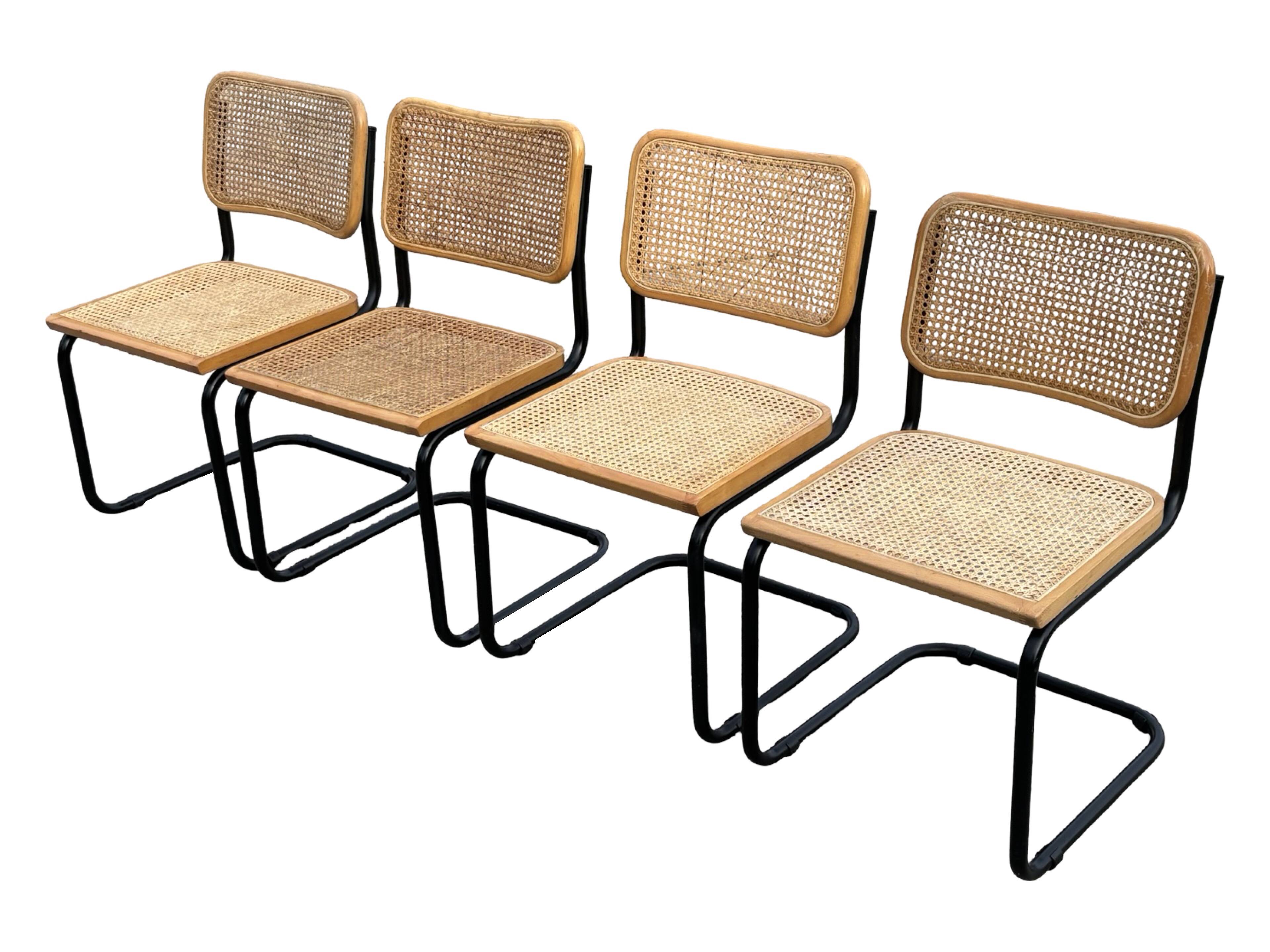 Set of 4 chairs Cesca B32 designed by Marcel Breuer design black frame