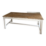 Farmhouse table