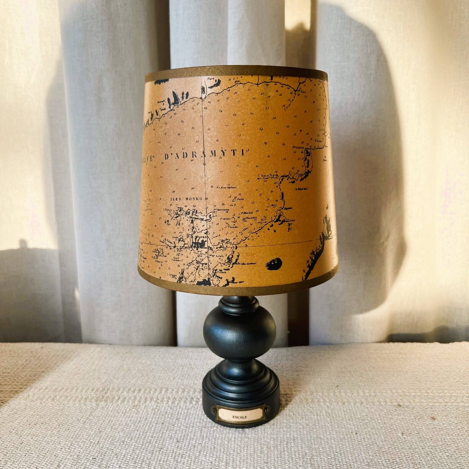 Vintage wooden lamp “Escale”