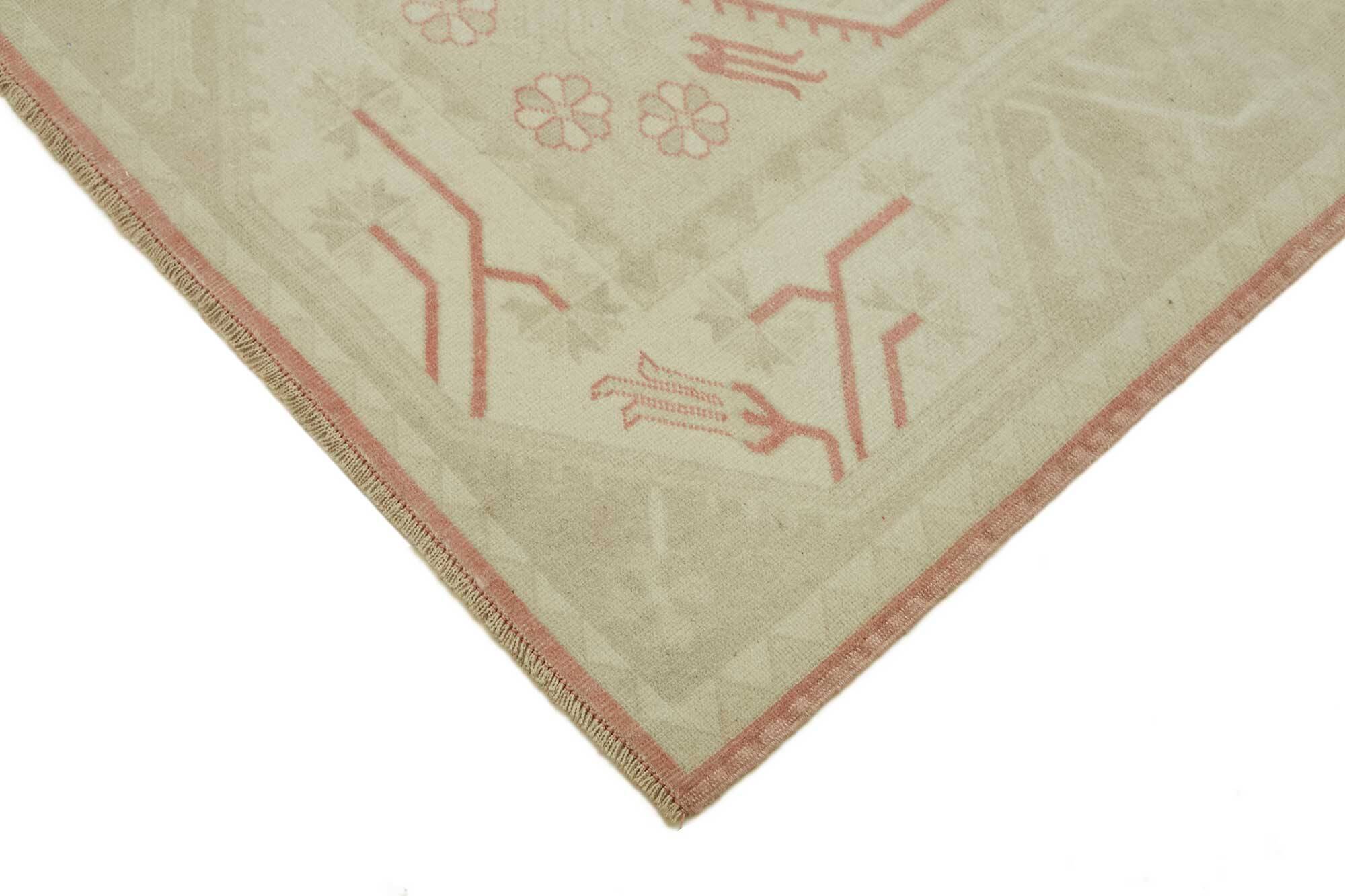 Turkish Vintage Anatolian Rug 198 cm x 284 cm